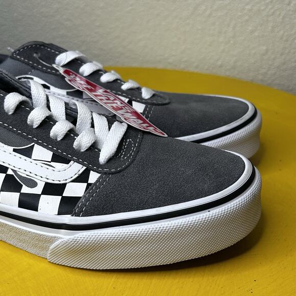 Vans Boy's Ward Flame Checker White Skate Shoes Youth Size 4 - Picture 5 of 14